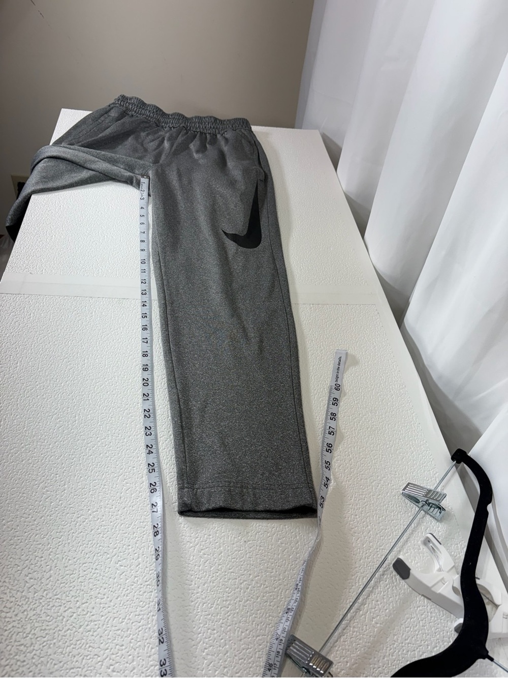 Nike Men’s Gray Heather Jogger Pants with Black Swoosh 3626 - Picture 8 of 10